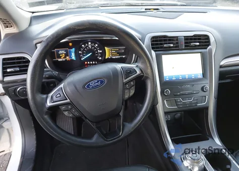 2020 Ford Fusion Hybrid Se z USA, uszkodzony, nr VIN 3FA6P0LU8LR183176